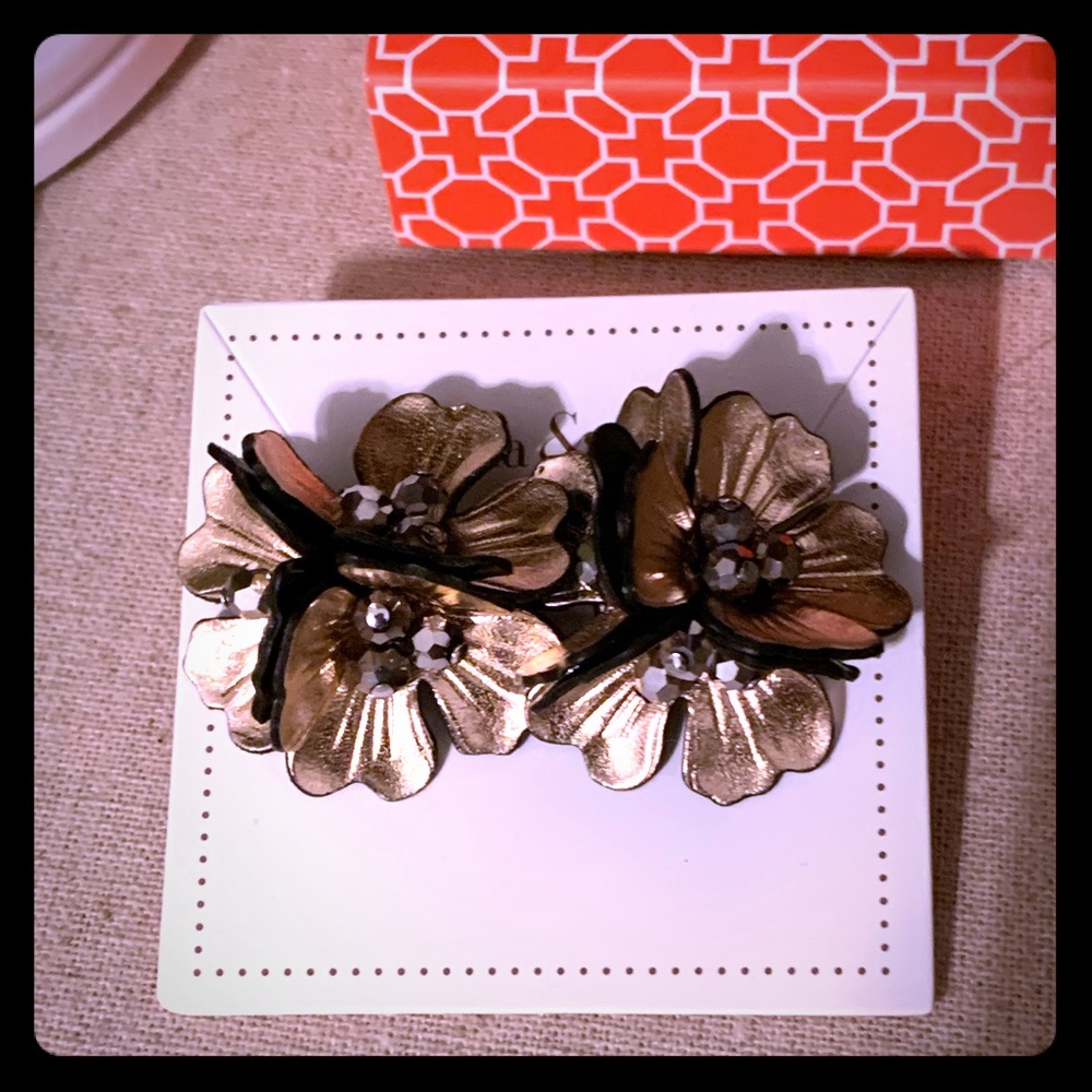 Rose Gold Flower Earrings.